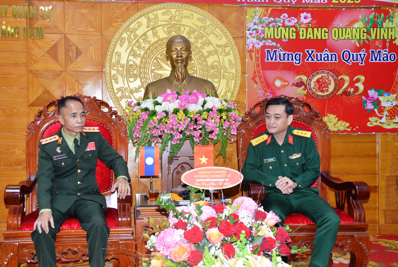 Bộ Chỉ huy Quân sự tỉnh Sê Koong chúc tết Bộ Chỉ huy Quân sự tỉnh Quảng Nam