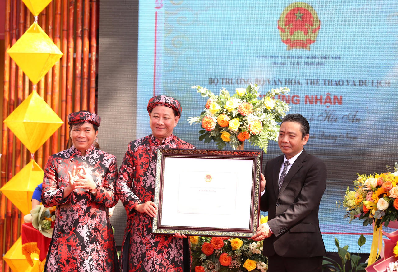 Tết Nguyên tiêu ở Hội An đón nhận bằng Di sản văn hóa phi vật thể quốc gia