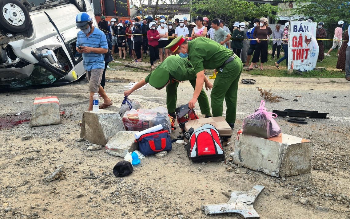 Bước đầu xác định xe khách chạy quá tốc độ khiến tai nạn làm 8 người tử vong