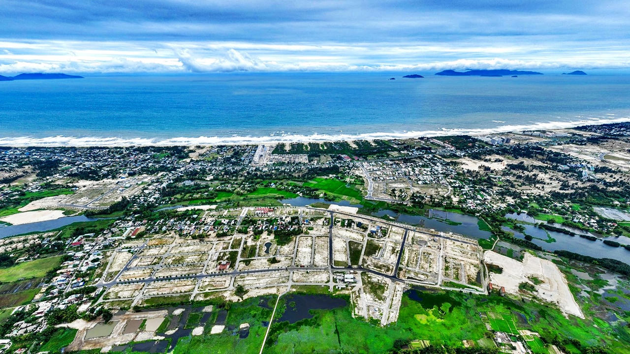 Quảng Nam tổng rà soát tất cả các dự án ven đường du lịch biển Đà Nẵng- Hội An