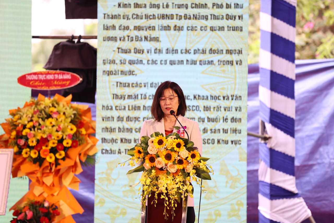 Ma nhai Ngũ Hành Sơn đón nhận Bằng Di sản Ký ức thế giới 