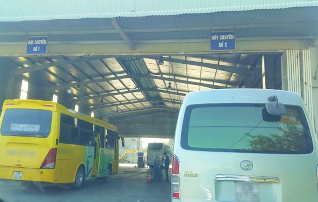 1 Phó giám đốc và 2 đăng kiểm viên ở Quảng Nam bị khởi tố