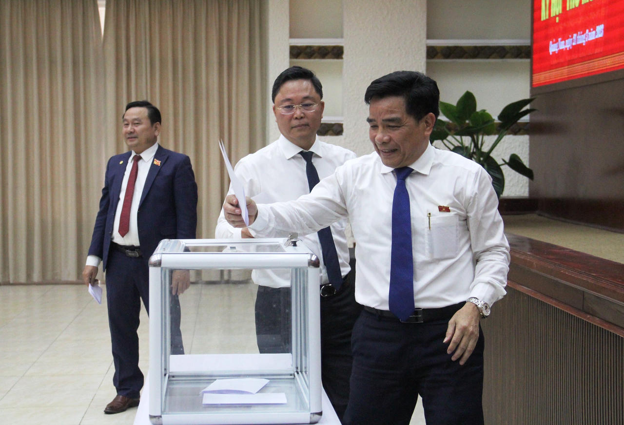 Ông Nguyễn Viết Dũng thôi làm nhiệm vụ đại biểu HĐND tỉnh Quảng Nam