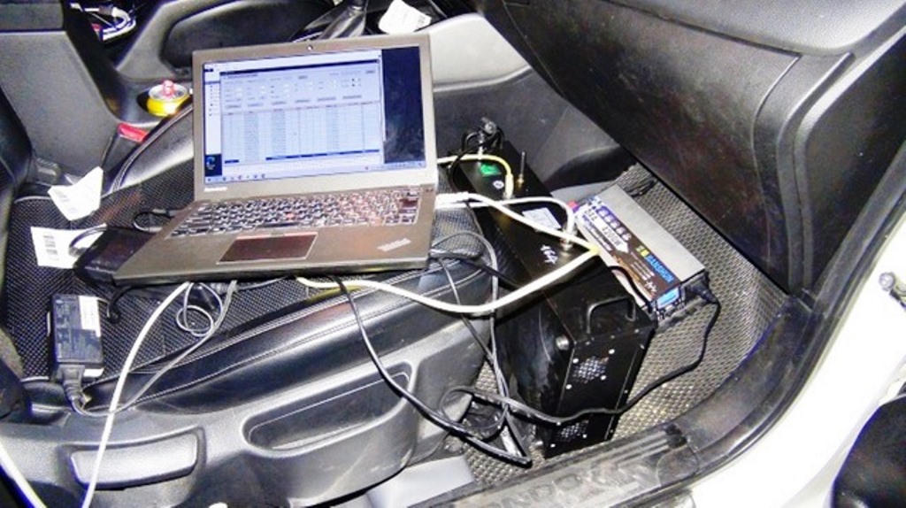 Bắt 2 đối tượng xâm phạm mạng viễn thông để phát tin nhắn rác