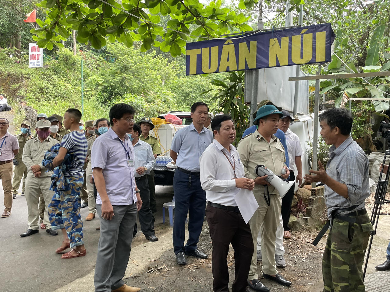 Tiến hành cưỡng chế các công trình trái phép trên bán đảo Sơn Trà 