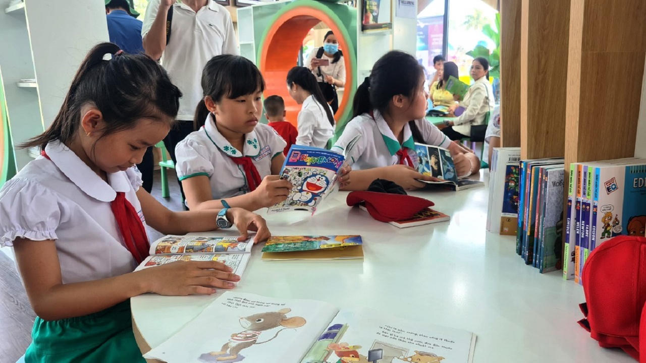 Khai trương thư viện số cộng đồng đầu tiên trên cả nước