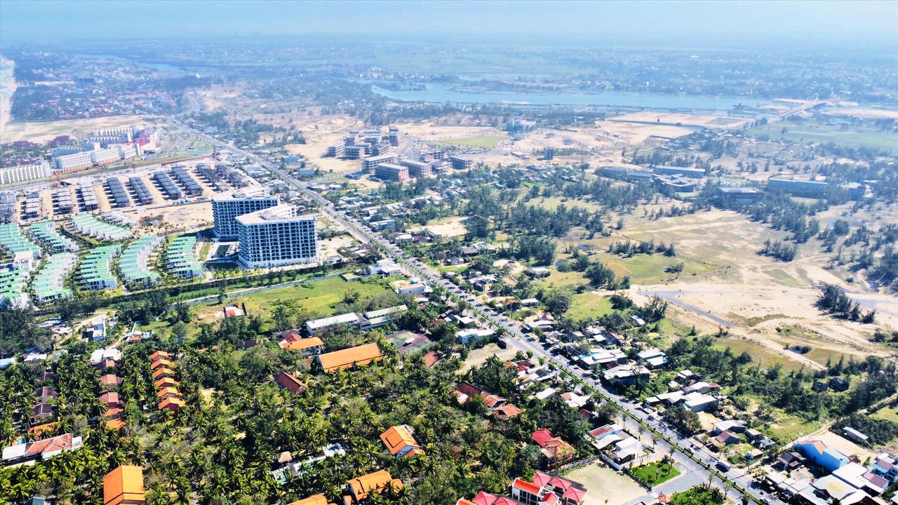 Cận cảnh loạt dự án “hoang tàn” trên con đường “tỷ đô” ven biển Quảng Nam