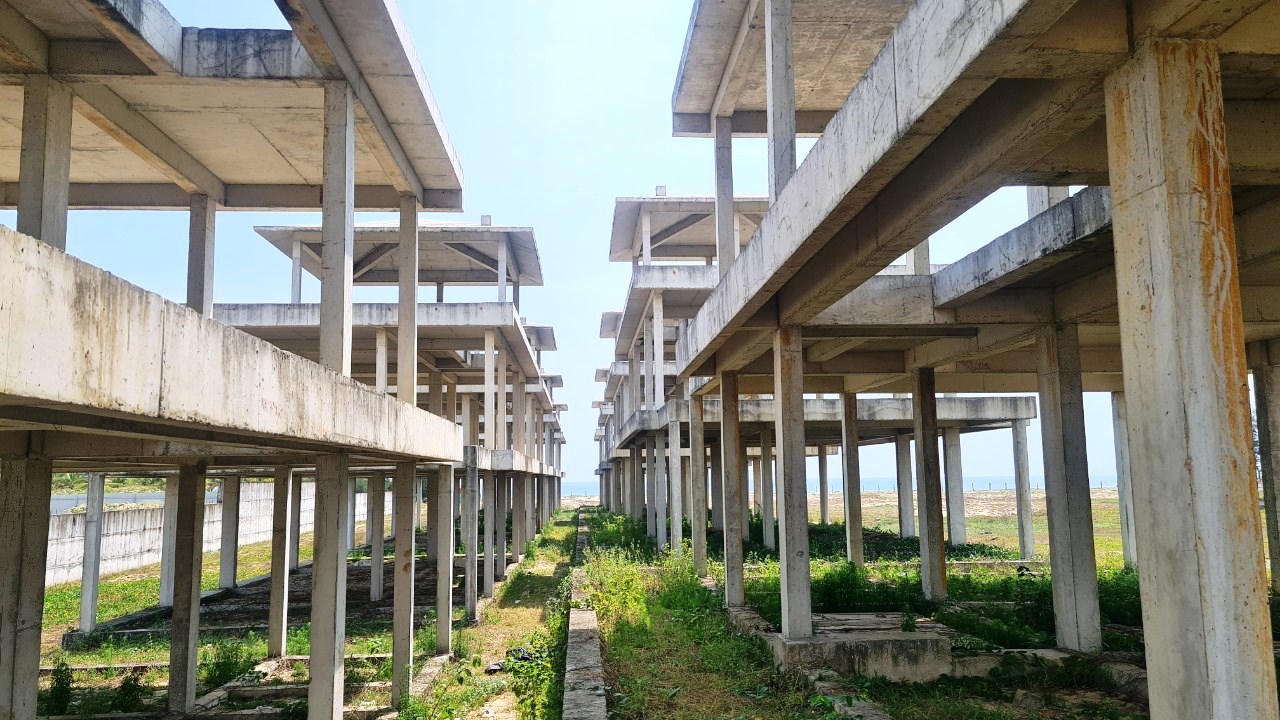 Cận cảnh loạt dự án “hoang tàn” trên con đường “tỷ đô” ven biển Quảng Nam