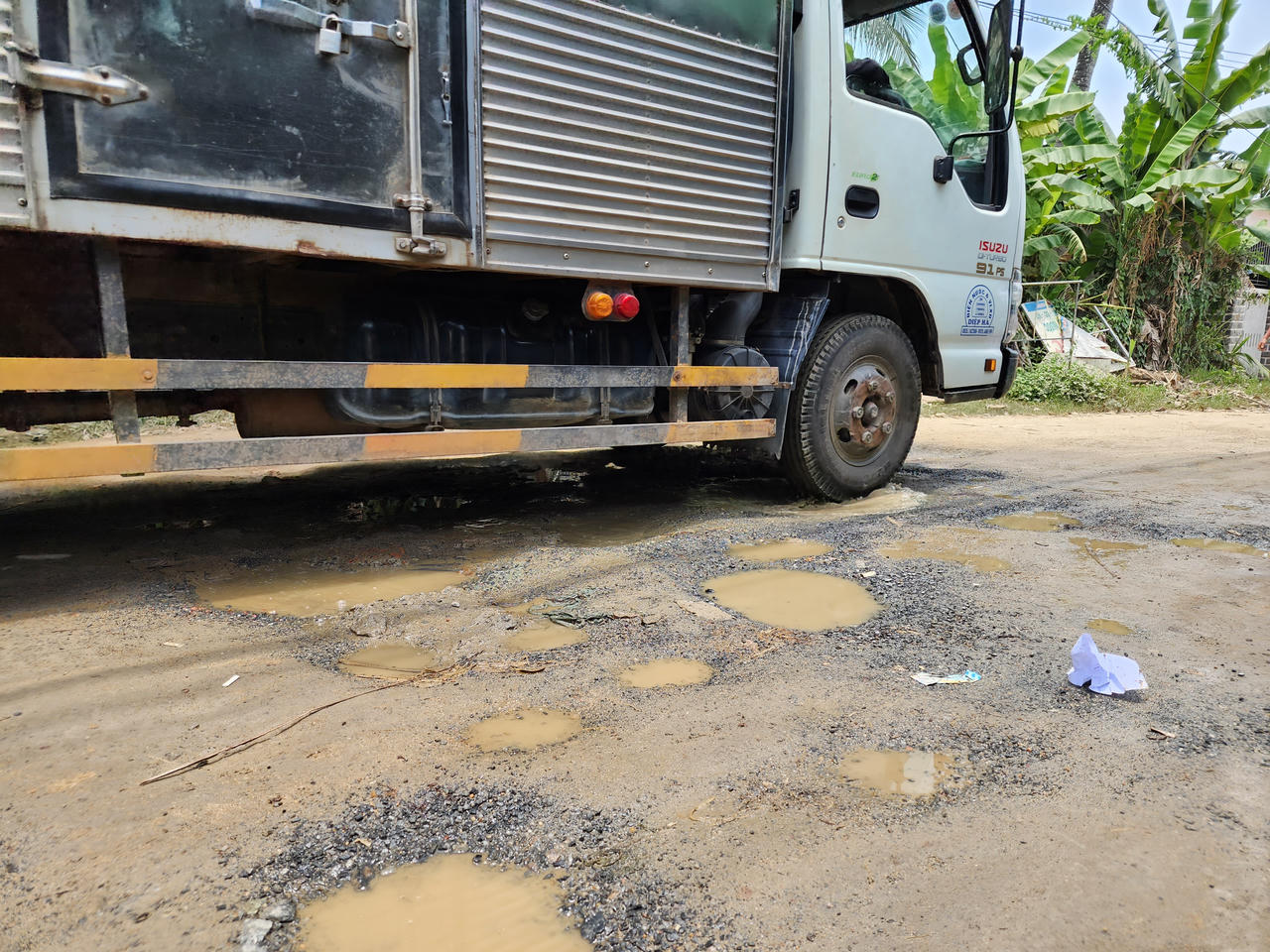 Người dân Đà Nẵng khổ sở với tuyến đường 700 tỷ làm mãi chưa xong