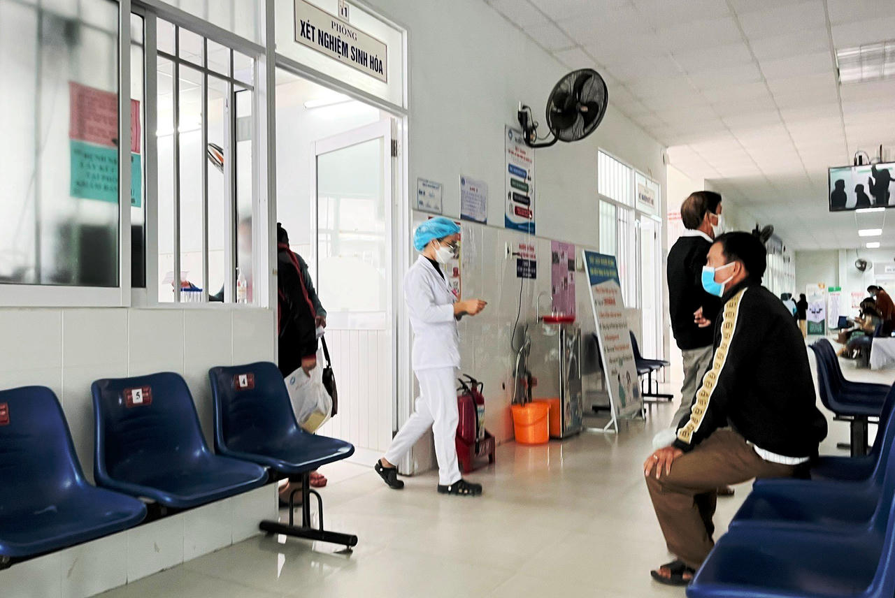 Thiếu thuốc, vật tư y tế, nhiều bệnh viện ở Quảng Nam gặp khó