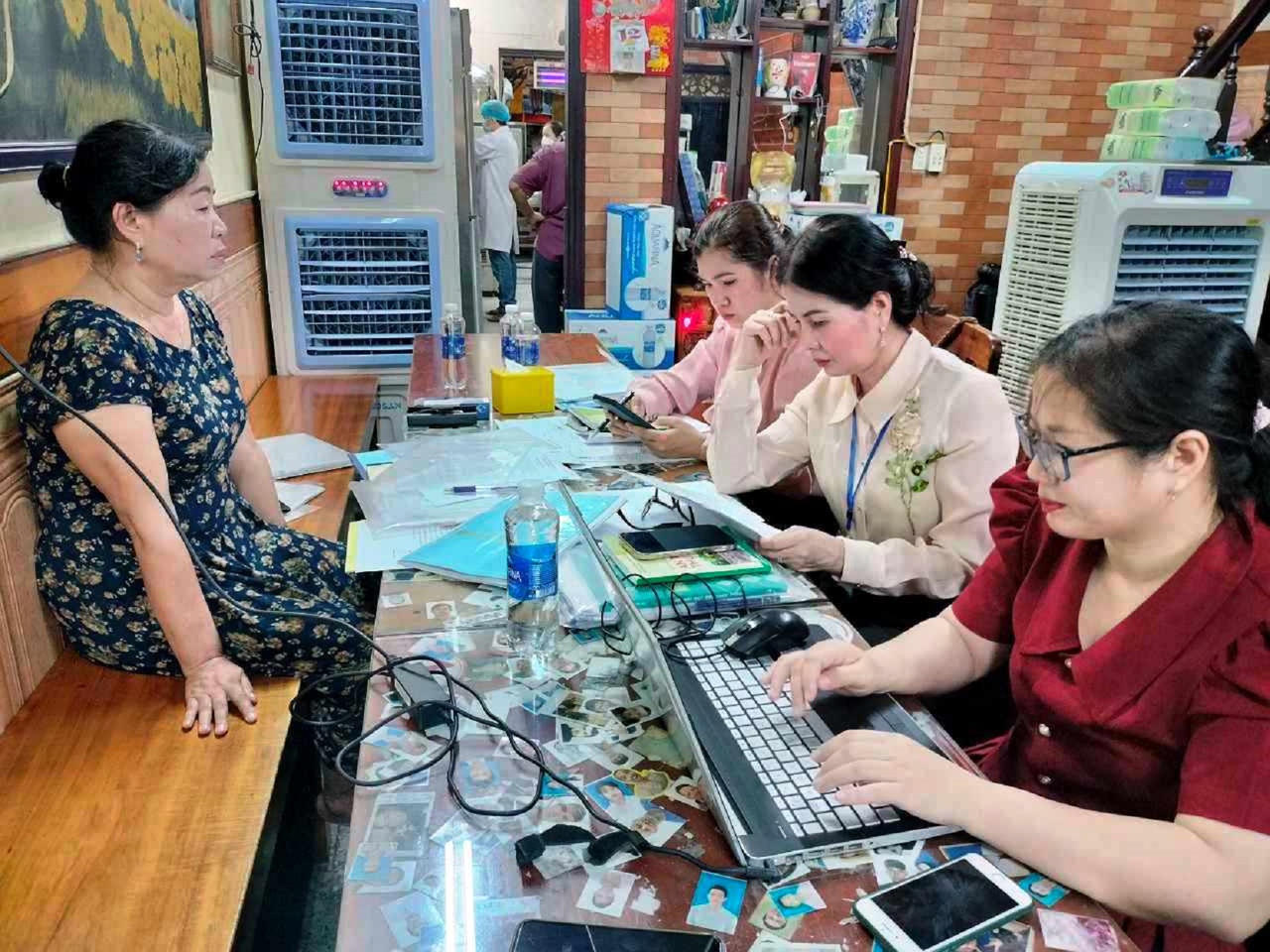 Cơ sở bánh mỳ Phượng bị phạt 96 triệu đồng, đình chỉ hoạt động 3 tháng