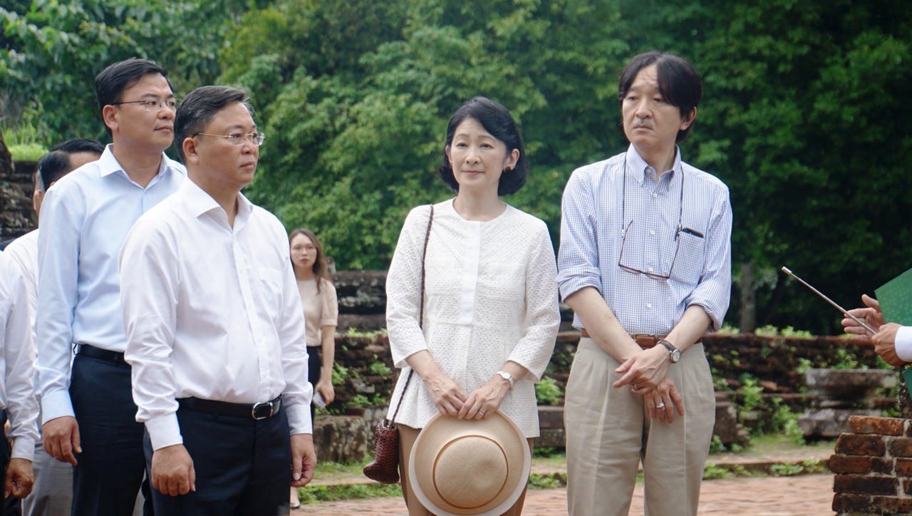 Hoàng thái tử Nhật Bản và Công nương thăm quan thánh địa Mỹ Sơn