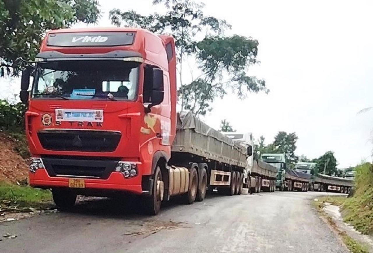 Quảng Nam khuyến cáo các phương tiện quá khổ hạn chế lưu thông qua QL 14D