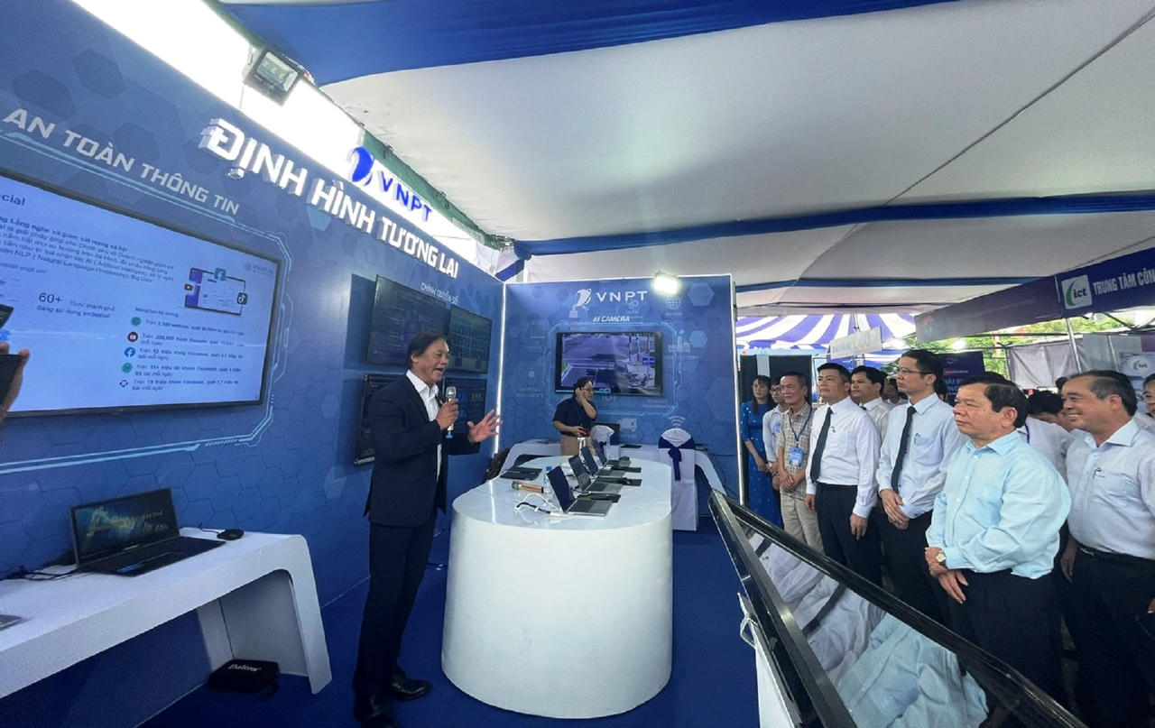 Quảng Ngãi tổ chức triễn lãm các sảm phẩm và giải pháp công nghệ số