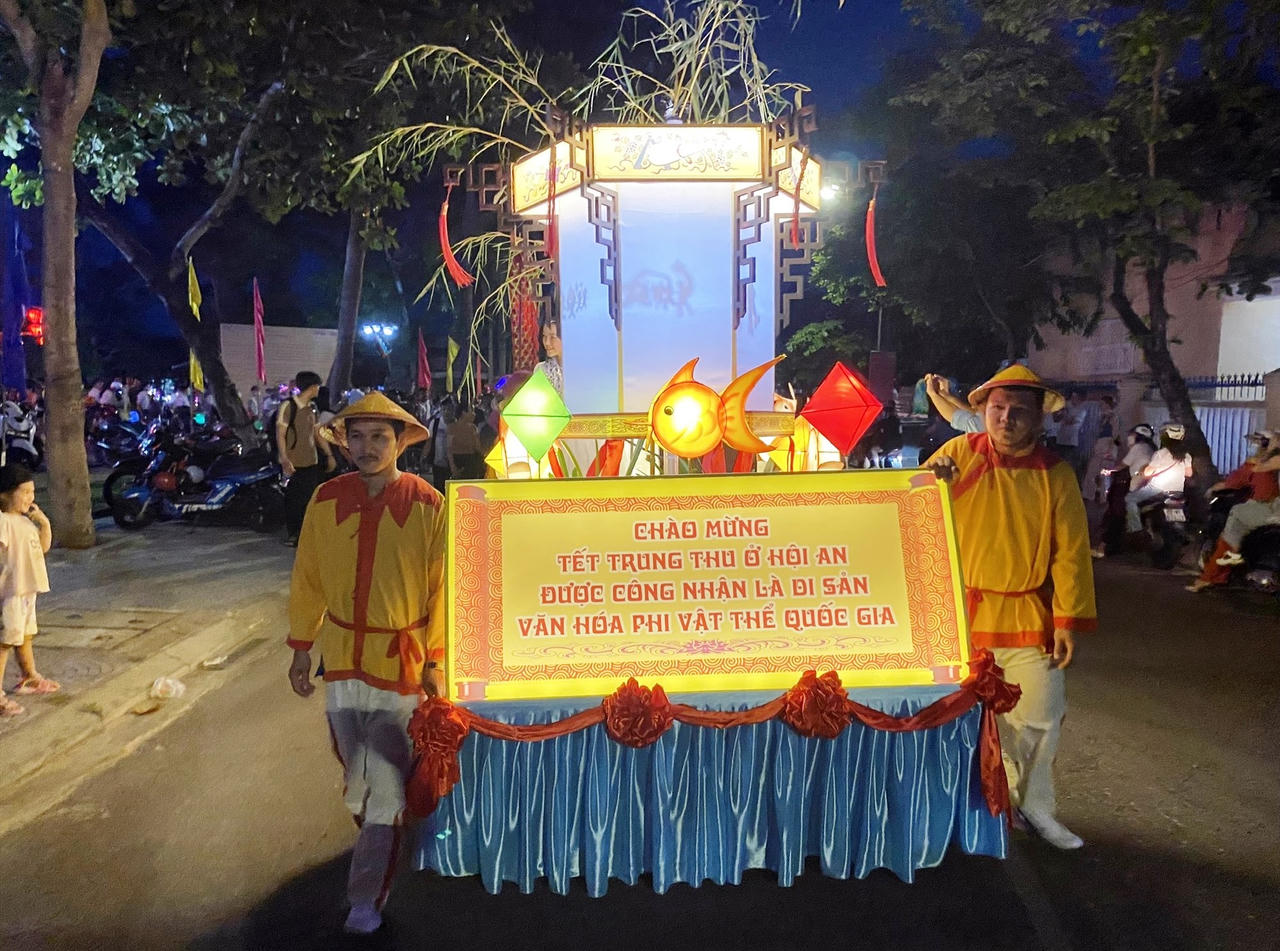 'Tết Trung thu ở Hội An' thành di sản văn hóa phi vật thể quốc gia 