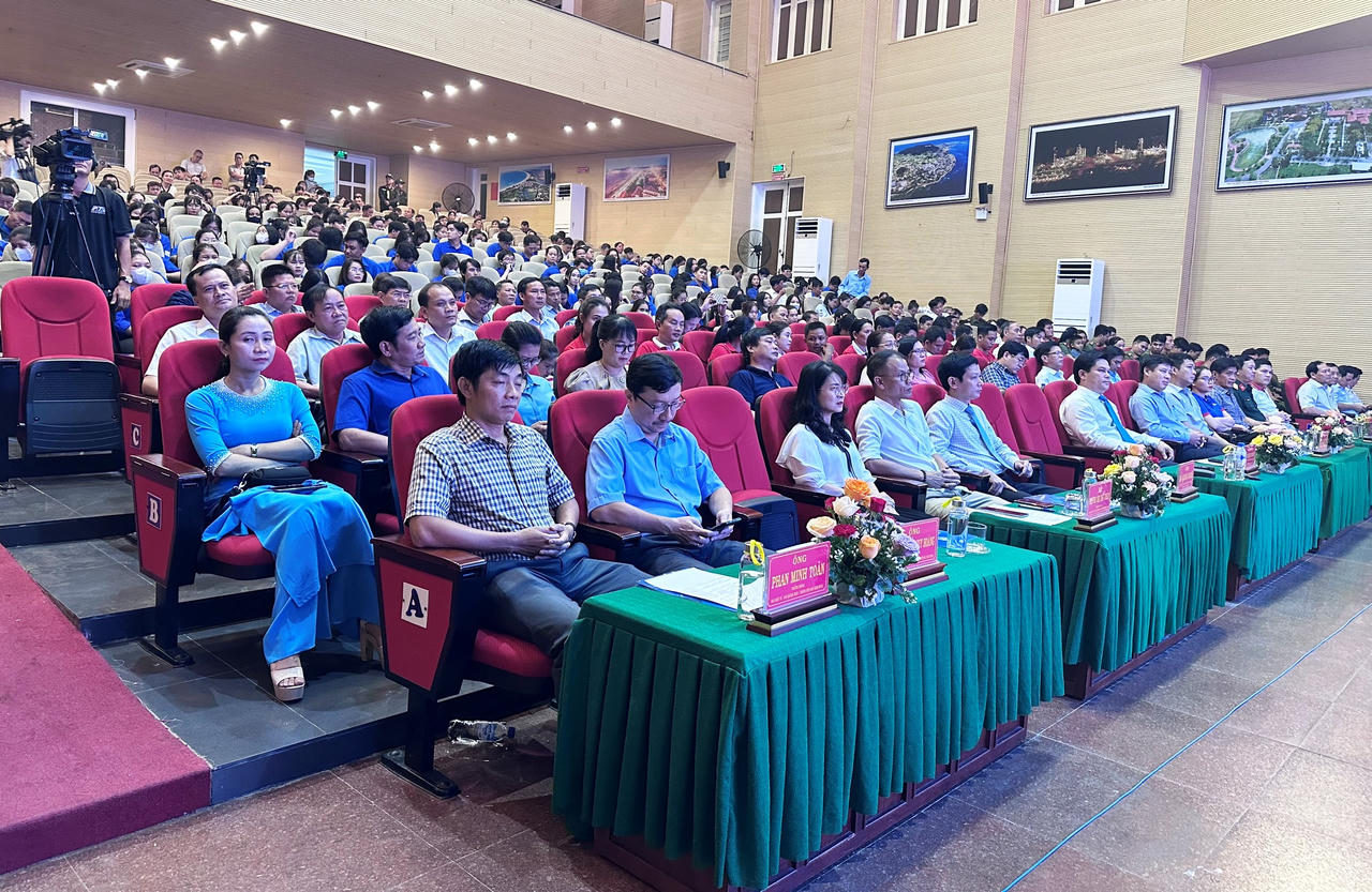 Quảng Ngãi trao giải Cuộc thi video clip Tổ công nghệ số cộng đồng