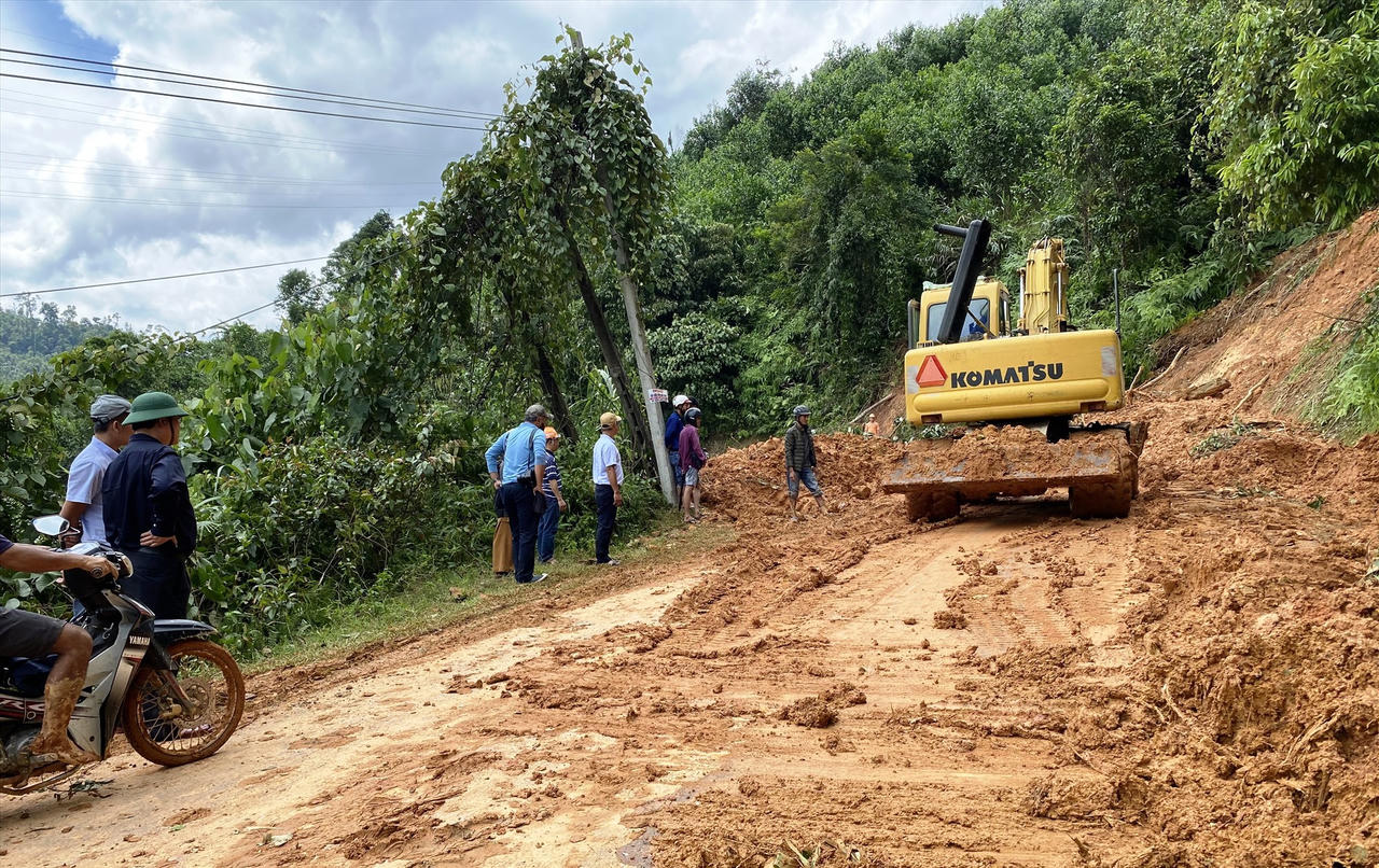 Đà Nẵng, Quảng Nam chủ động ứng phó mưa lớn, cảnh báo lũ quét, sạt lở đất