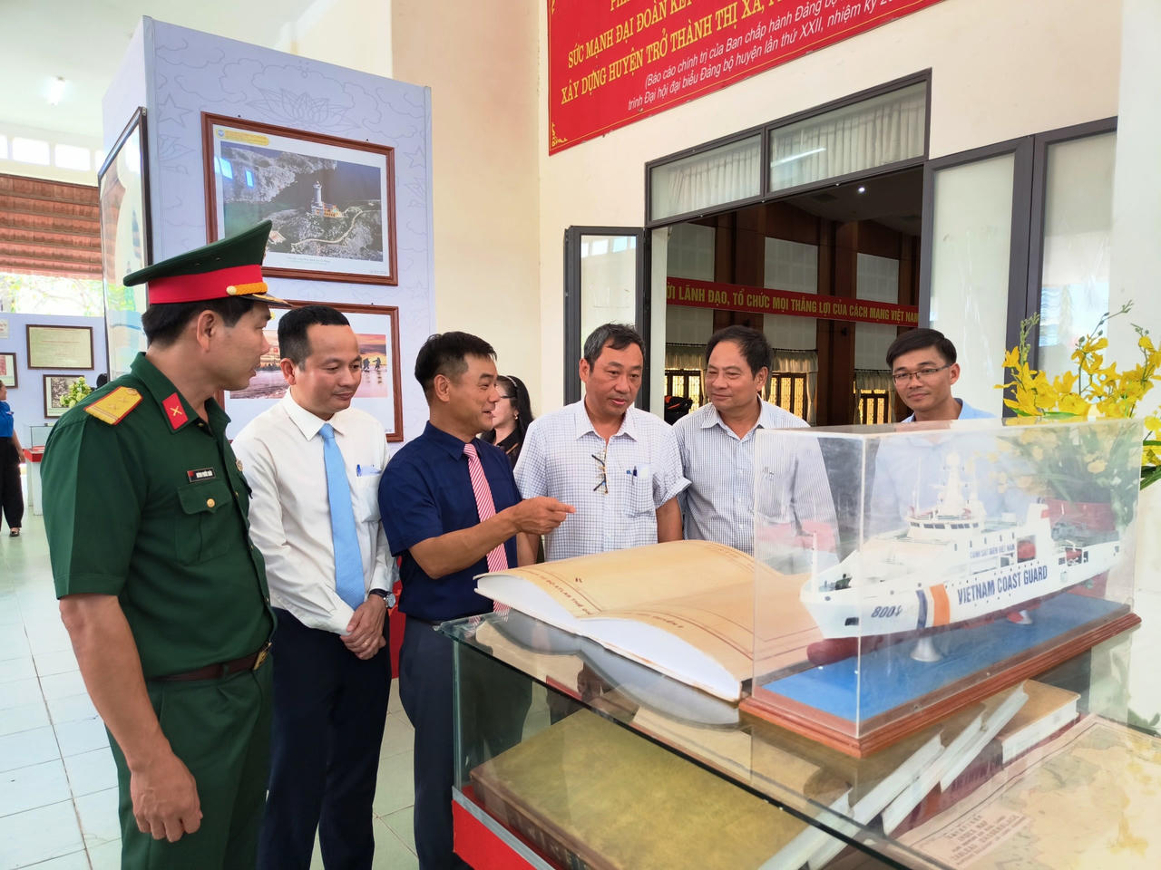 Triển lãm bản đồ và trưng bày tư liệu về quần đảo Hoàng Sa, Trường Sa