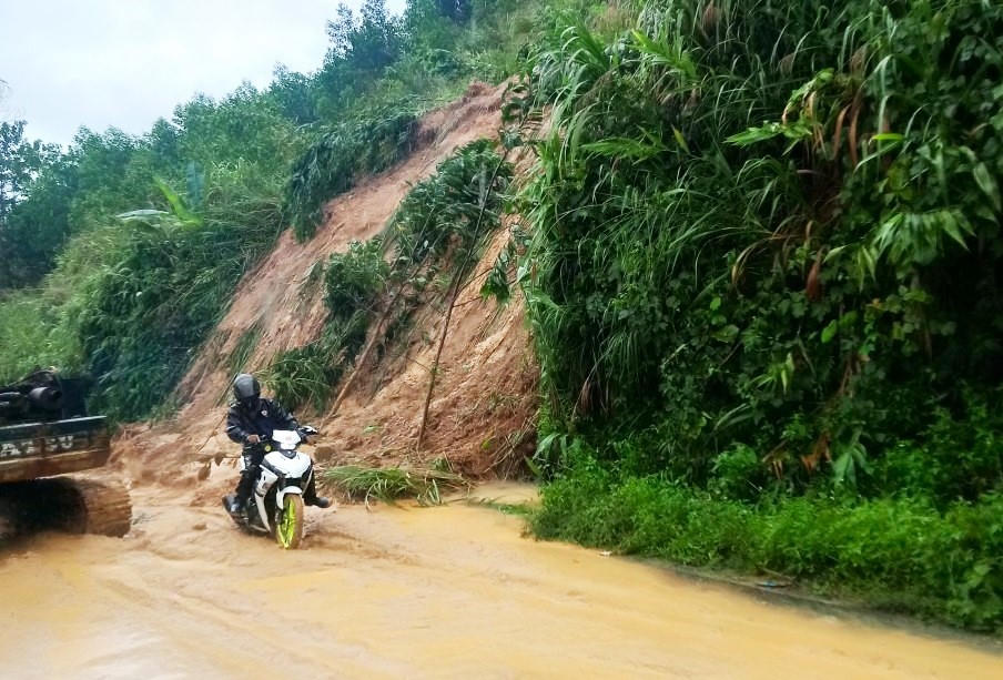 Sơ tán khẩn cấp hơn 4.000 người dân ở Quảng Nam 