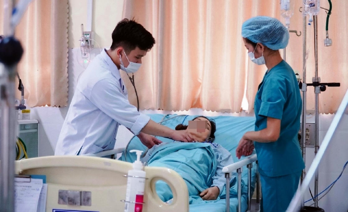 Cứu sống nữ bệnh nhân có máu đục như sữa