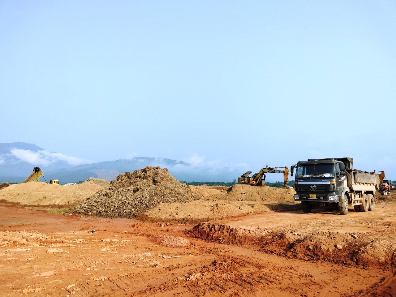 Quảng Ngãi xin lùi thời gian bàn giao mặt bằng cao tốc Quảng Ngãi-Hoài Nhơn