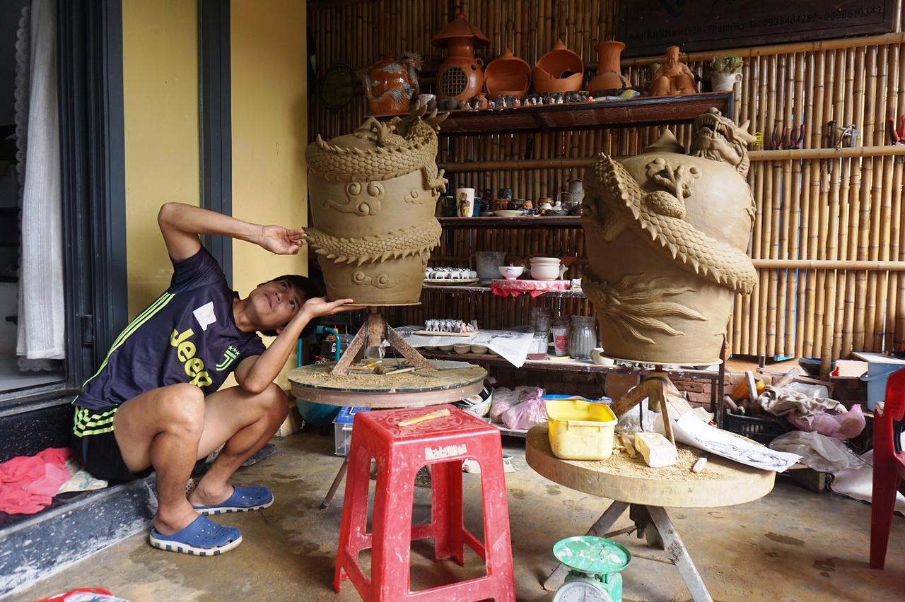 Độc đáo lùng binh hình rồng đón xuân Giáp Thìn 2024