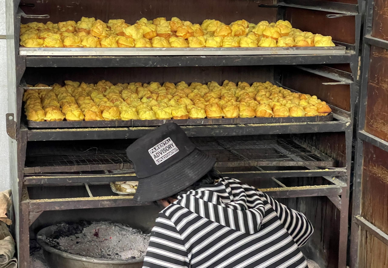 Độc đáo nghề làm bánh nổ, bánh thuẫn ngày Tết của người dân Quảng Ngãi