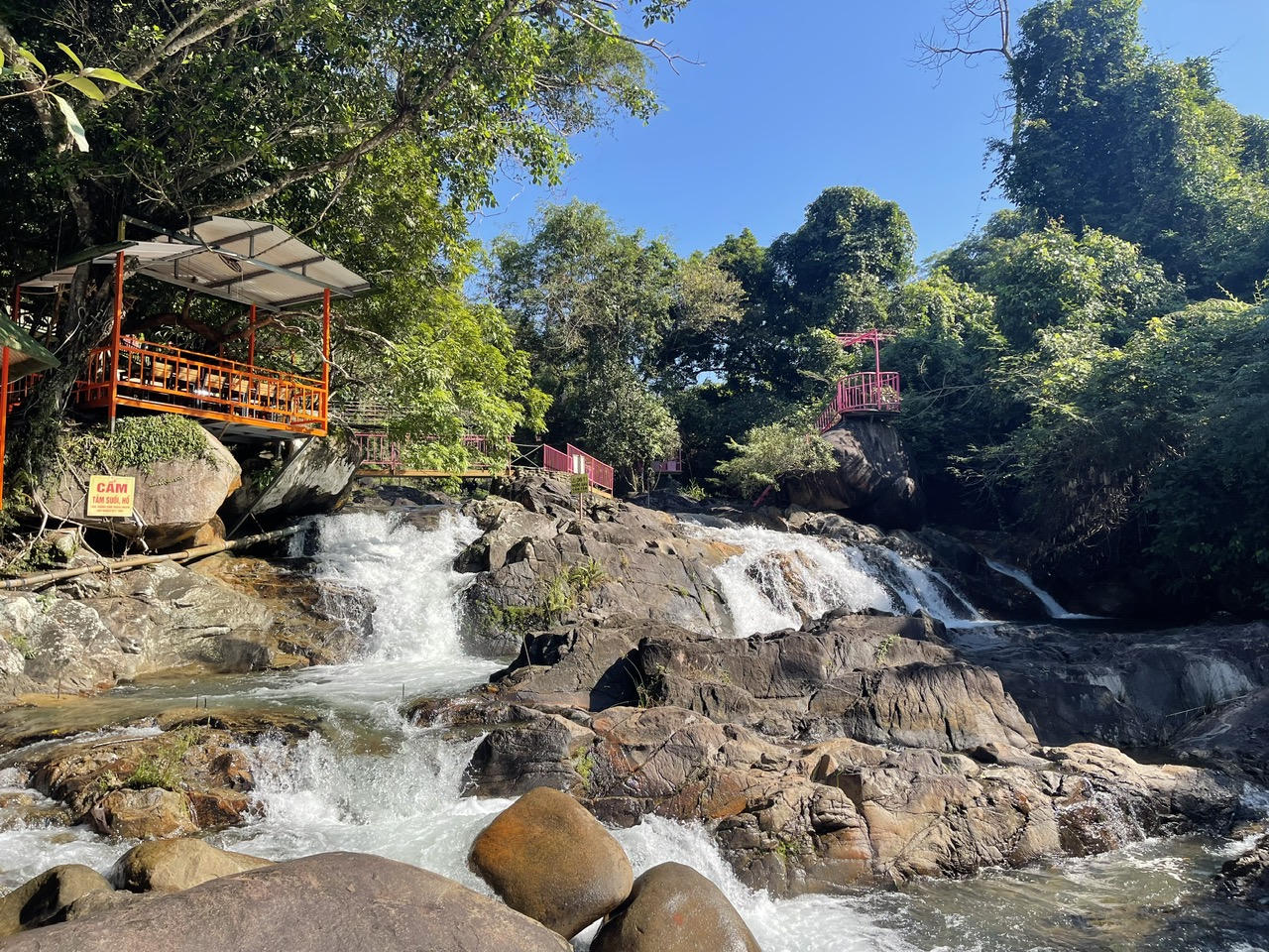 Đẩy mạnh phát triển du lịch cộng đồng trong xây dựng NTM tại Quảng Ngãi