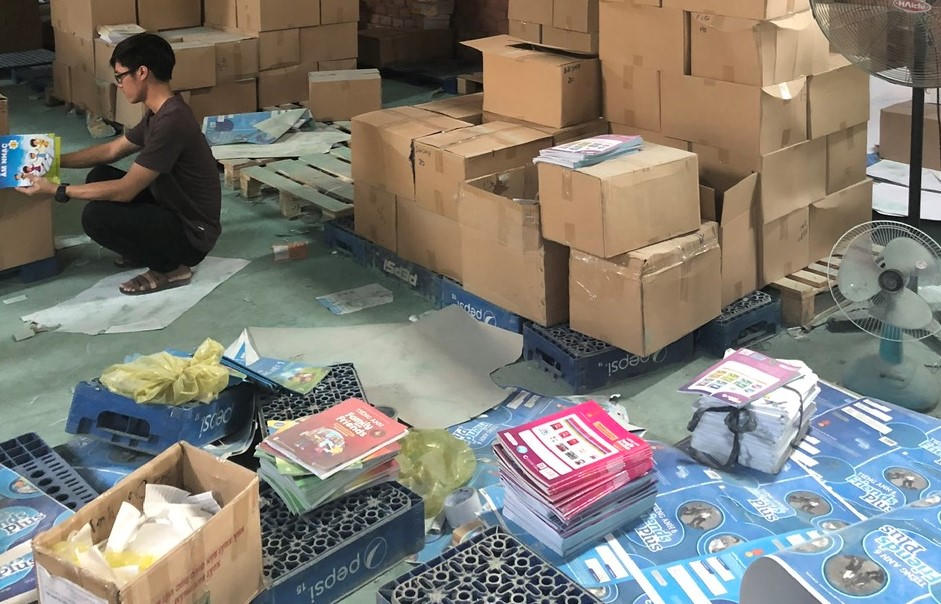 Phát hiện 'xưởng in' sách giáo khoa giả, tiêu thụ nhiều địa phương