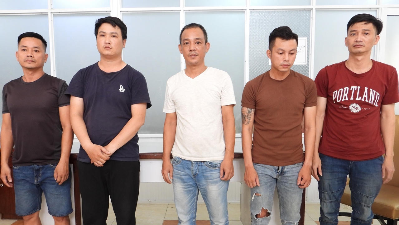 Đường dây cá độ bóng đá giao dịch hơn 100 tỷ đồng trong 1 tháng