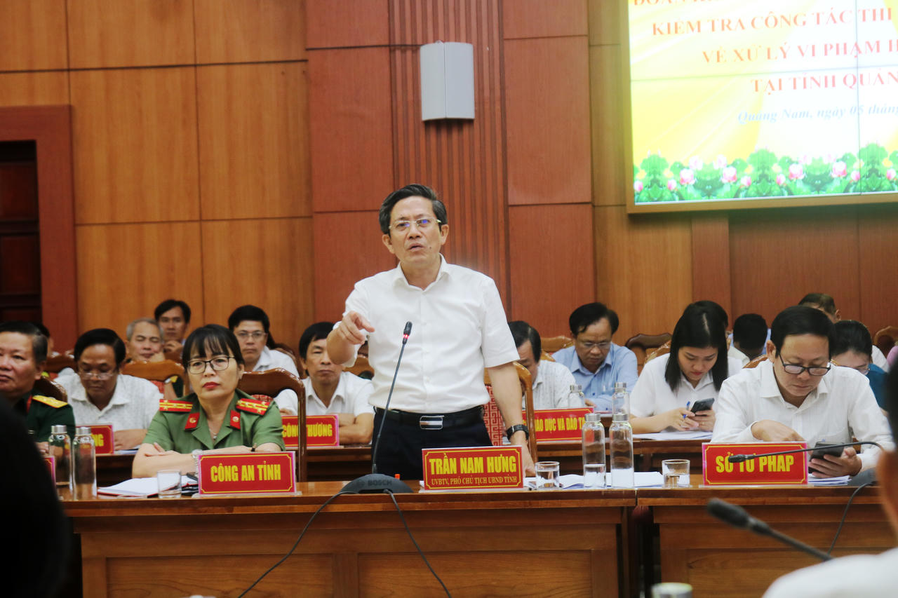 Thứ trưởng Đặng Hoàng Oanh kiểm tra công tác thi hành pháp luật về xử lý vi phạm hành chính tại Quảng Nam 