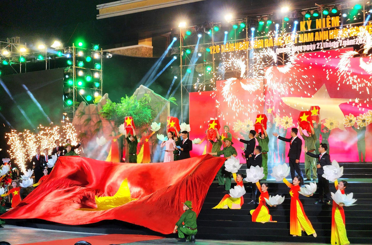 Quảng Nam kỷ niệm 120 năm ngày sinh bà mẹ Việt Nam anh hùng Nguyễn Thị Thứ