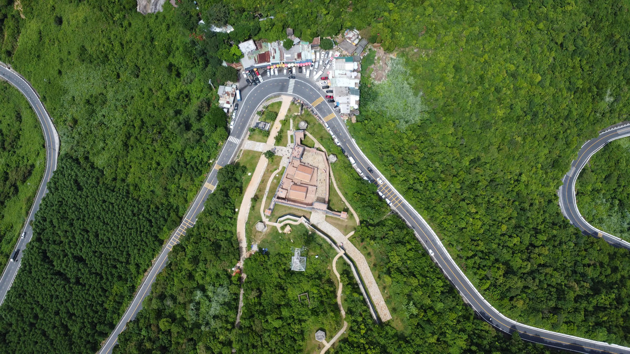 Hình ảnh di tích Hải Vân quan sau trùng tu