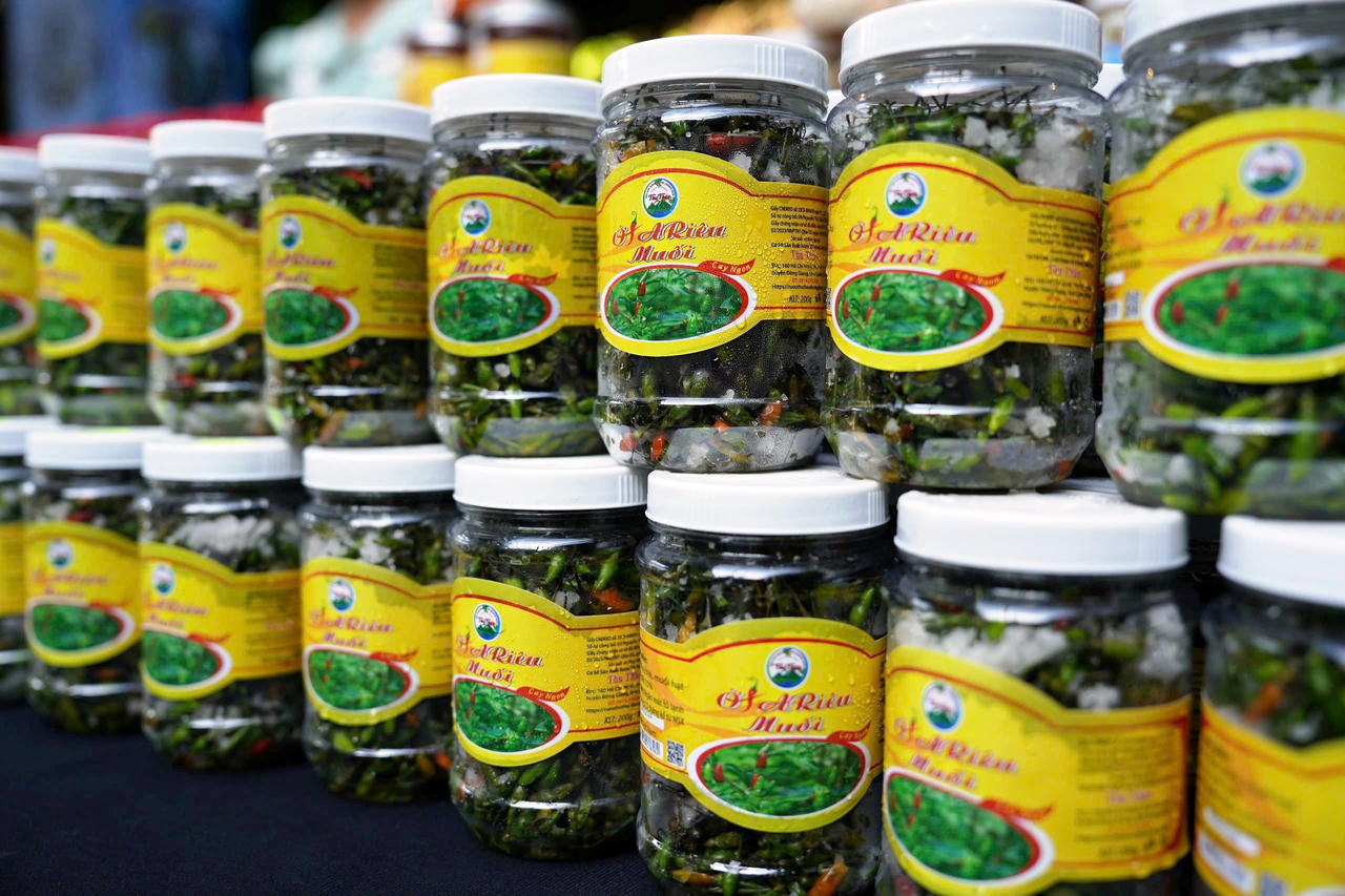 Khai mạc lễ hội ớt A Riêu lần thứ nhất năm 2024