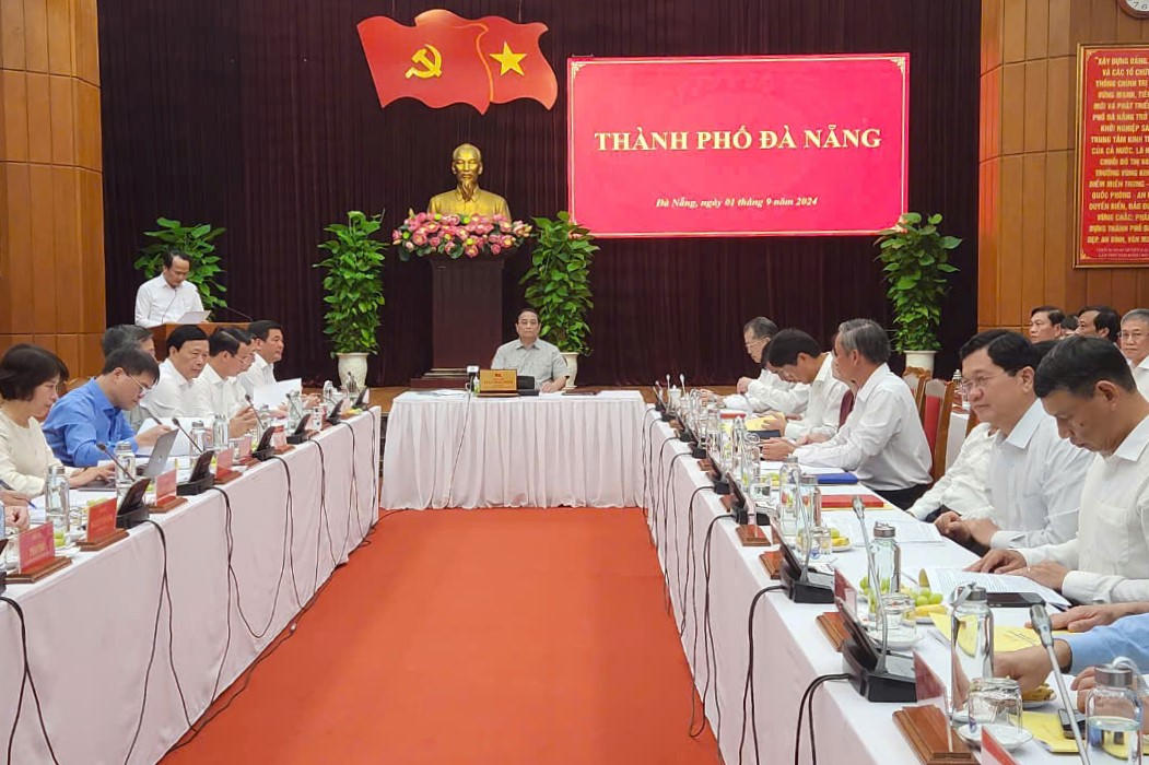 Thủ tướng nêu '6 ấn tượng, 5 trăn trở, 3 tiên phong' của Đà Nẵng