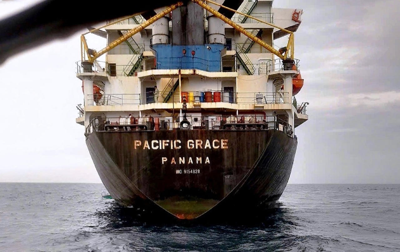 Cứu kịp thời 8 ngư dân Quảng Nam trên tàu cá bị chìm