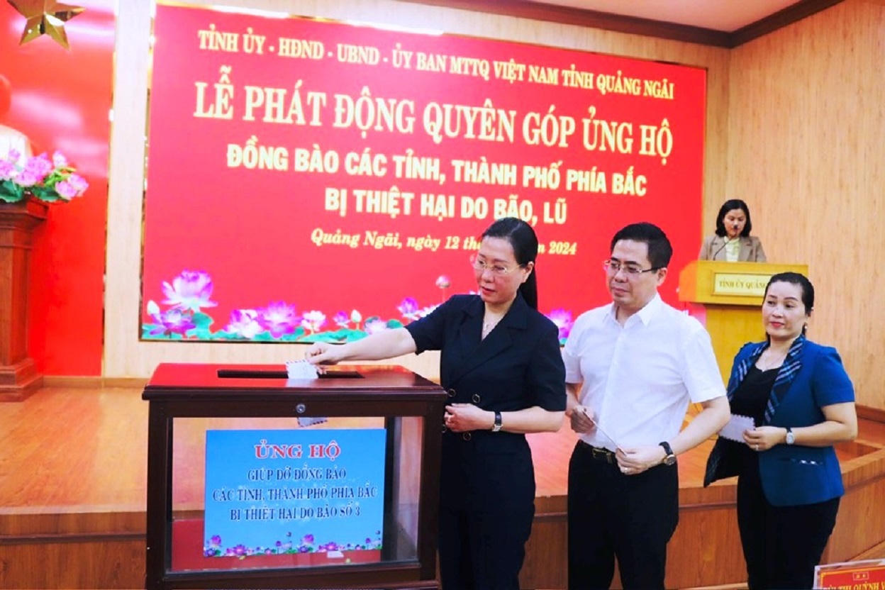 Quảng Ngãi vận động được 5,8 tỷ đồng hỗ trợ đồng bào bị thiệt hại do bão lũ