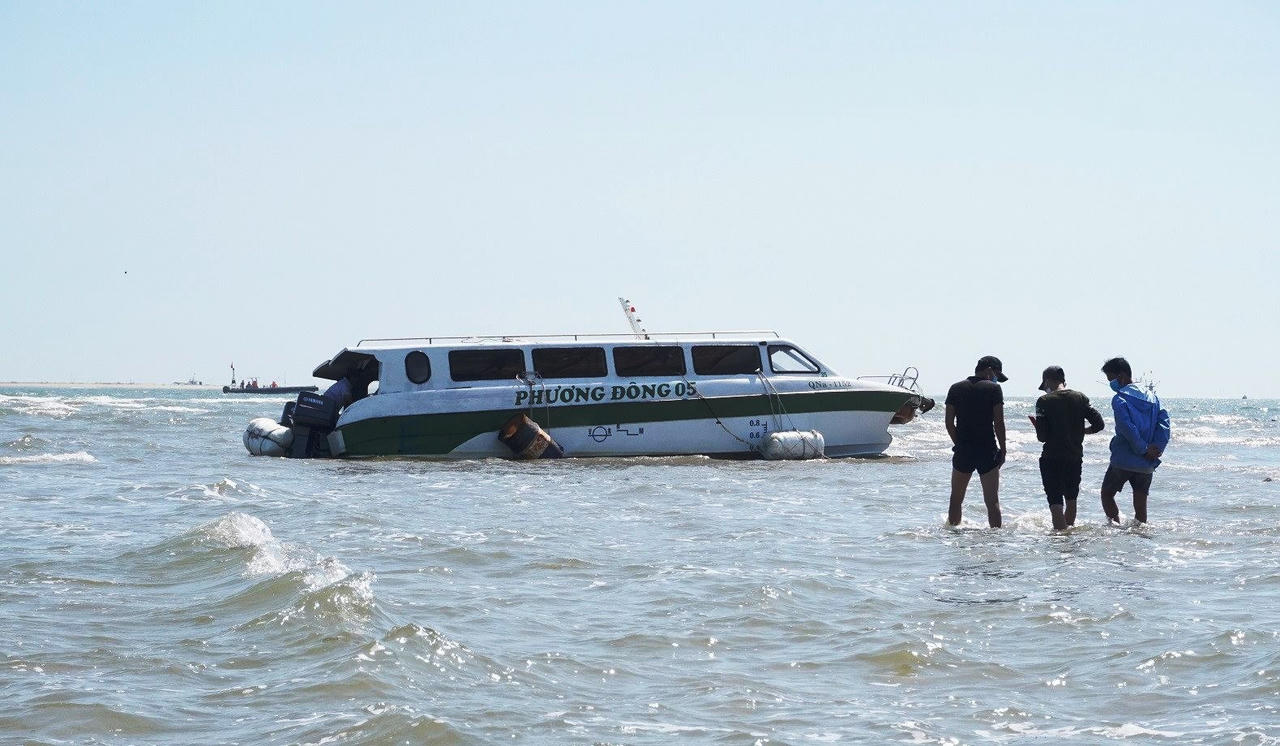 Vụ lật cano làm 17 người chết ở biển Cửa Đại: Thuyền trưởng lãnh án 7 năm tù