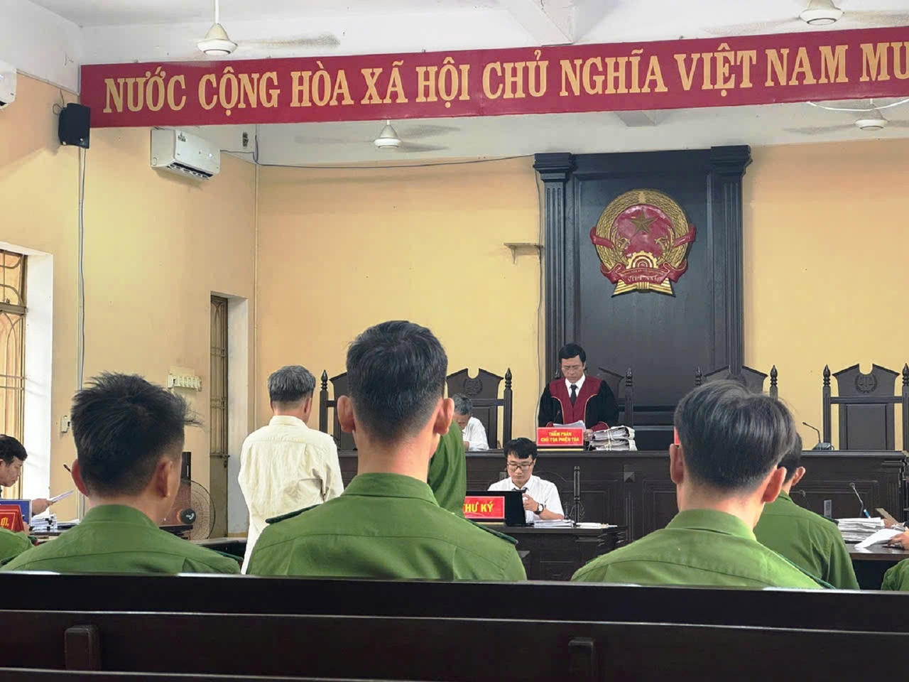 Vụ lật cano làm 17 người chết ở biển Cửa Đại: Thuyền trưởng lãnh án 7 năm tù