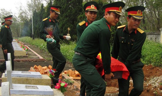 Liên tiếp tìm thấy nhiều hài cốt liệt sỹ ở chiến trường Quảng Trị 