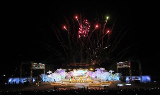 Huế mãi trọn tình trong bế mạc Festival Huế 2016