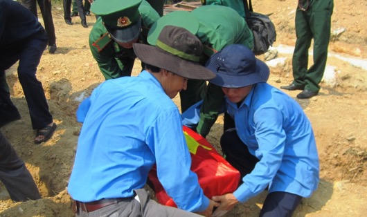 Quảng Trị: An táng 37 hài cốt liệt sĩ hy sinh tại Lào