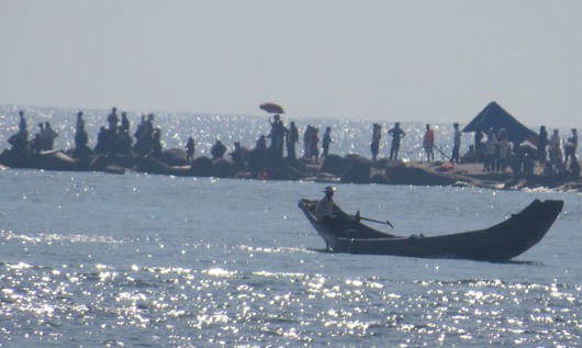 Nam thanh niên mất tích khi tắm ở cửa biển