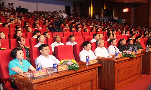 Lắng trọn tình hữu nghị 5 nước  ASEAN