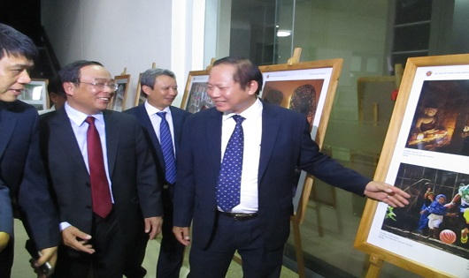  Huế: Triển lãm ảnh và phim phóng sự- tài liệu trong Cộng đồng ASEAN