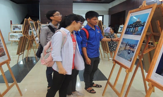  Huế: Triển lãm ảnh và phim phóng sự- tài liệu trong Cộng đồng ASEAN