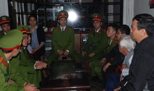 Người dân gửi thư cảm ơn Cảnh sát cơ động Thừa Thiên Huế