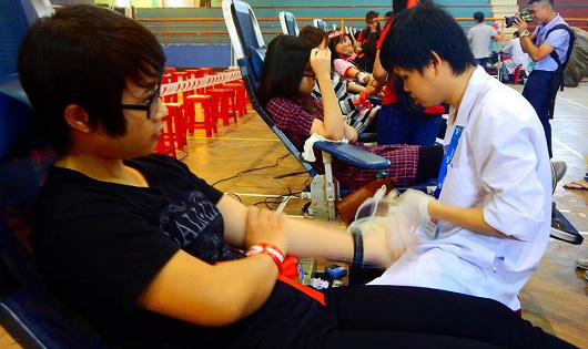 Tưng bừng ngày hội “Chủ nhật đỏ” tại Huế