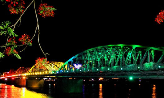 Thành phố Huế sẽ rực sáng vào những ngày cuối tuần