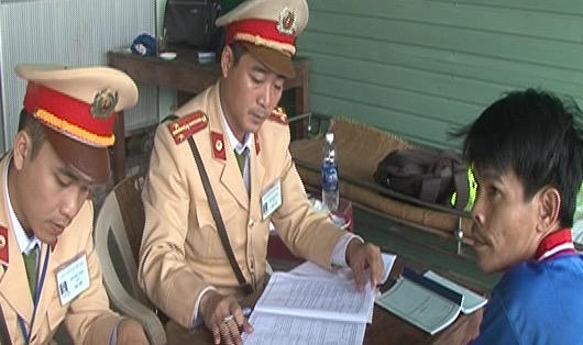 CSGT Thừa Thiên Huế: Đảm bảo an toàn giao thông đầu Xuân